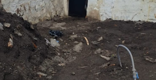 Ardahan'da Ev Çökmesi Bir Kişi Yaralandı